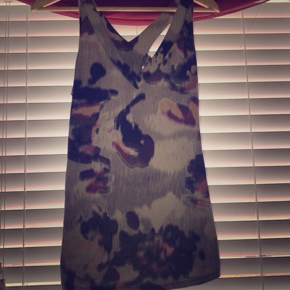 Slim fitting top